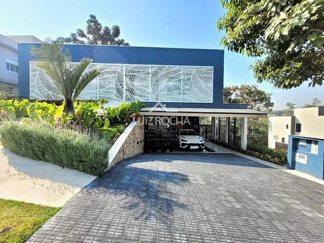 Casa com 570m² 4 quartos e 6 banheiros, à venda, no bairro Paisagem Renoir em Cotia