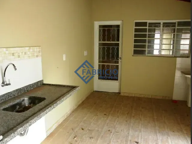 Casa com 160m² 3 quartos e 2 banheiros, à venda, no bairro Vida Nova II em Vinhedo