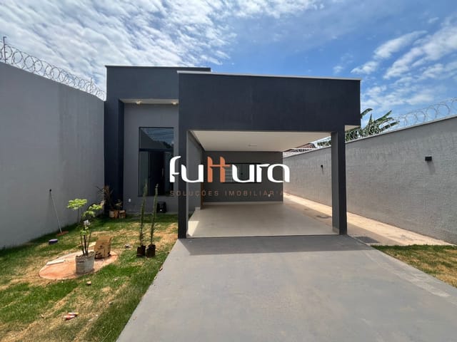 Casa com 300m² 3 quartos e 2 banheiros, à venda, no bairro Jardim Buriti Sereno em Aparecida de Goiânia