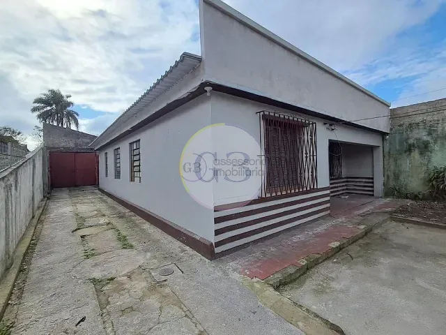 Casa 3 quartos e 1 banheiro, à venda, no bairro Três Vendas em Pelotas