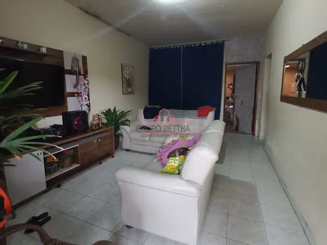 Casa com 200m² 2 quartos e 2 banheiros, à venda, no bairro Vila São João em Barueri