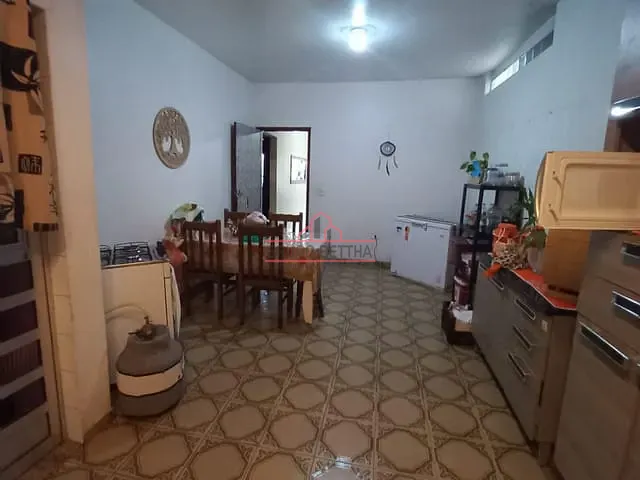 Casa com 200m² 2 quartos e 2 banheiros, à venda, no bairro Vila São João em Barueri