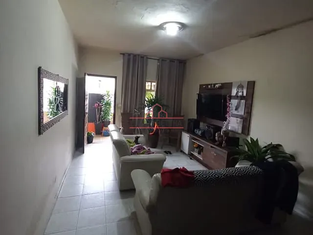 Casa com 200m² 2 quartos e 2 banheiros, à venda, no bairro Vila São João em Barueri