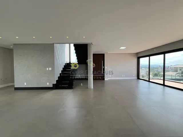 Casa com 360m² 3 quartos e 4 banheiros, à venda, no bairro Pedra Branca em Palhoça