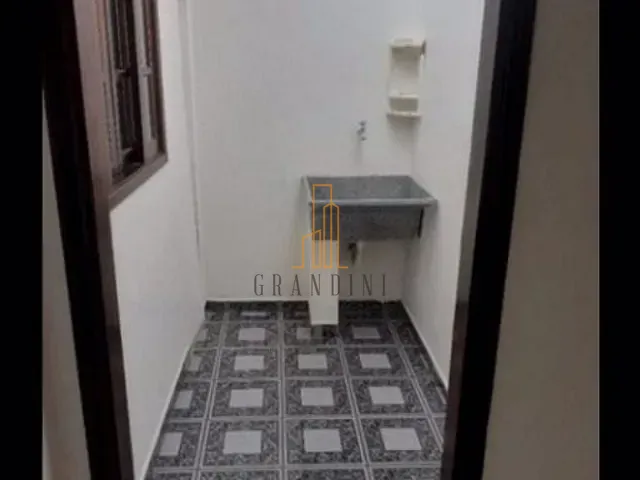 Casa com 370m² 3 quartos e 2 banheiros, à venda, no bairro Vila Alzira em Santo André