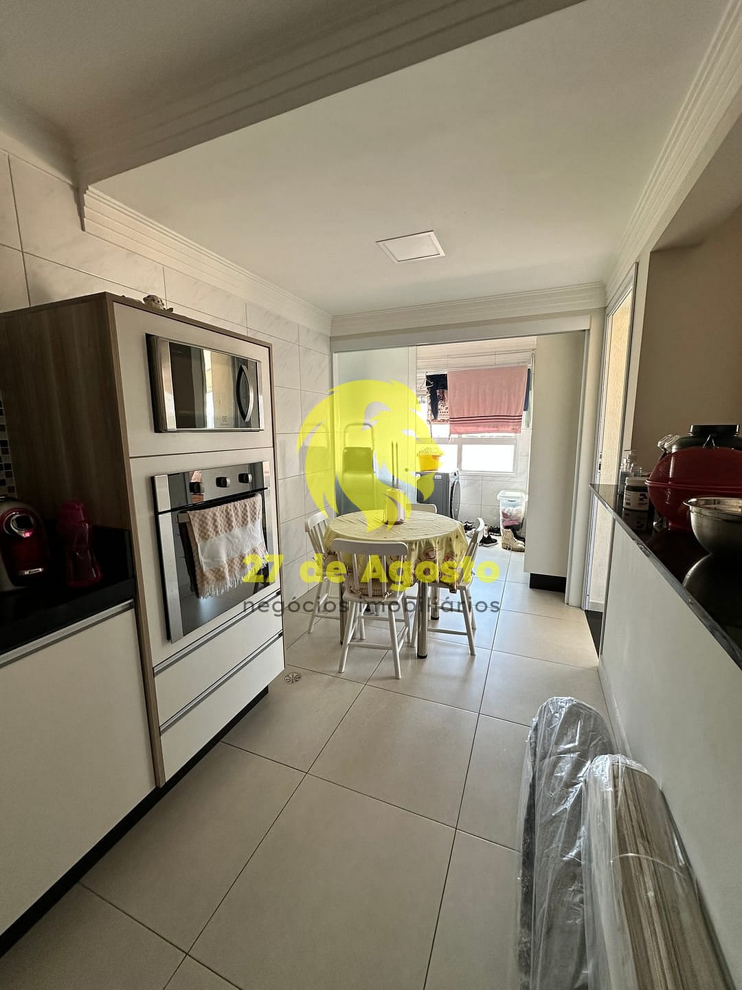 Casa para alugar com 3 quartos, 200m² - Foto 6