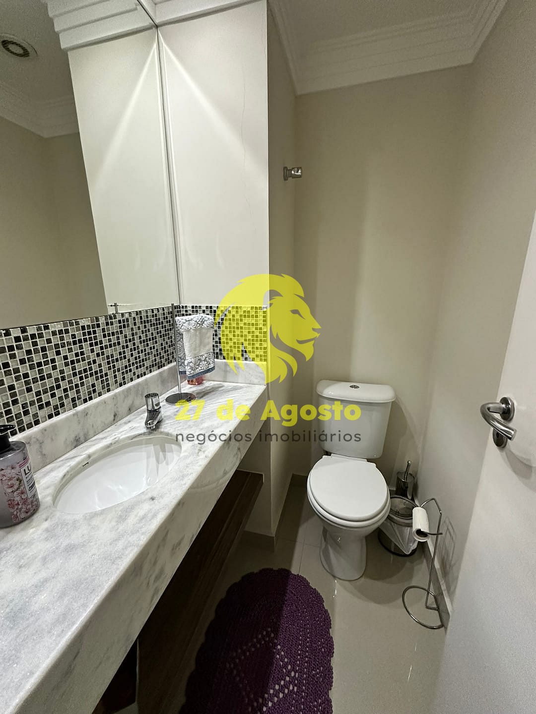 Casa para alugar com 3 quartos, 200m² - Foto 10