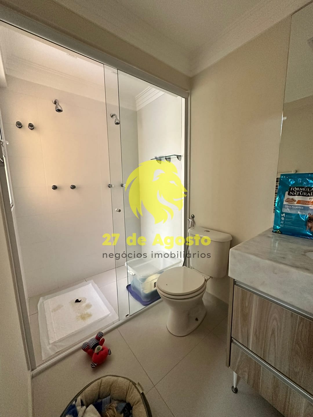 Casa para alugar com 3 quartos, 200m² - Foto 12