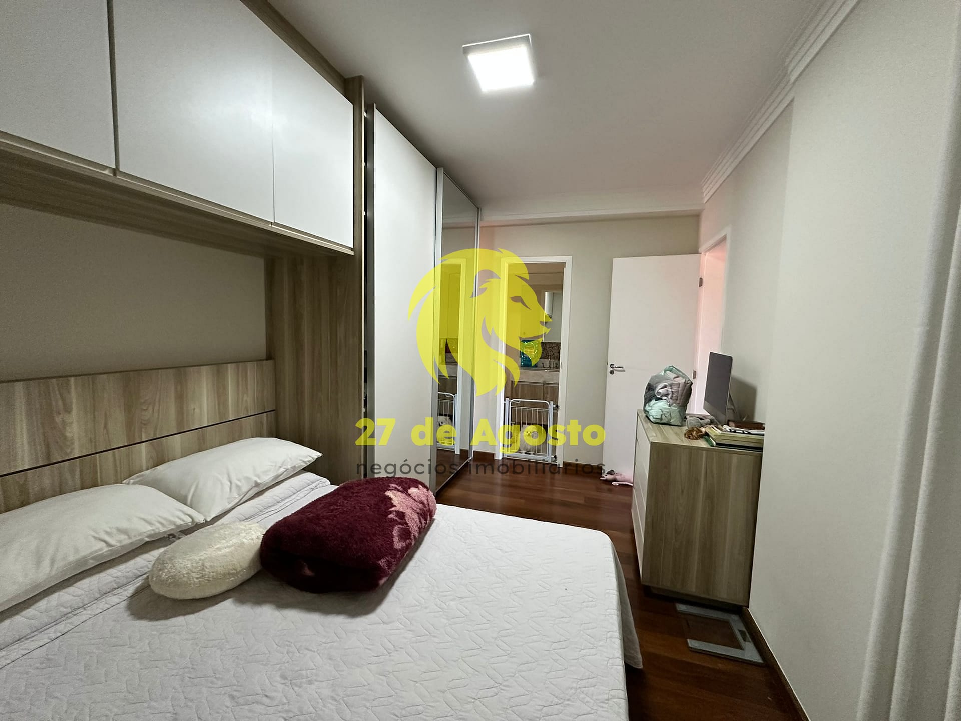 Casa para alugar com 3 quartos, 200m² - Foto 13