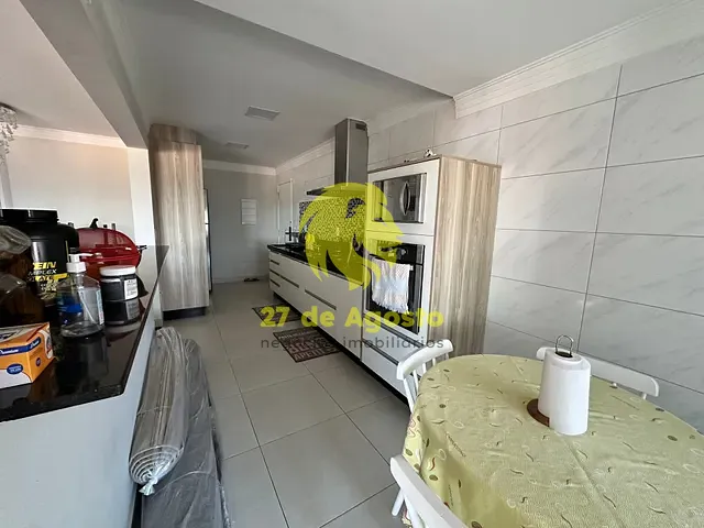 Casa 3 quartos e 4 banheiros, para alugar, no bairro Nova Gerty em São Caetano do Sul