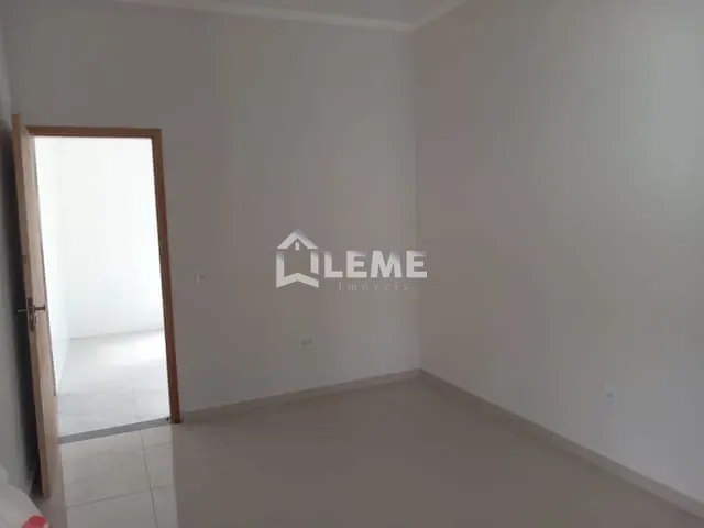 Casa com 250m² 1 quarto e 1 banheiro, à venda, no bairro Jardim Lago dos Ipês em Mococa