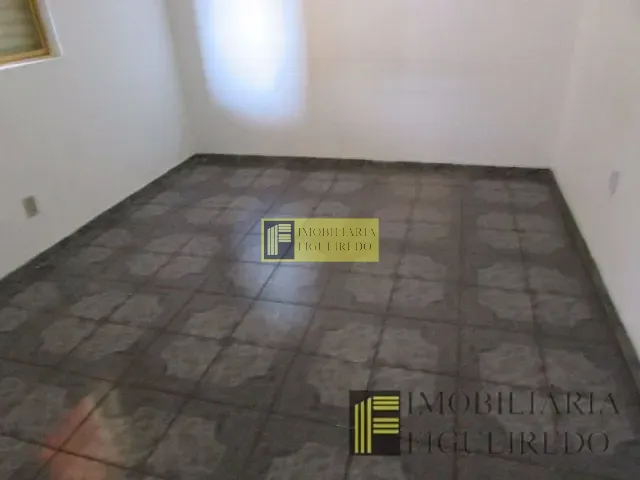 Casa com 60m² 2 quartos e 2 banheiros, para alugar, no bairro Vila São Jorge em São José do Rio Preto