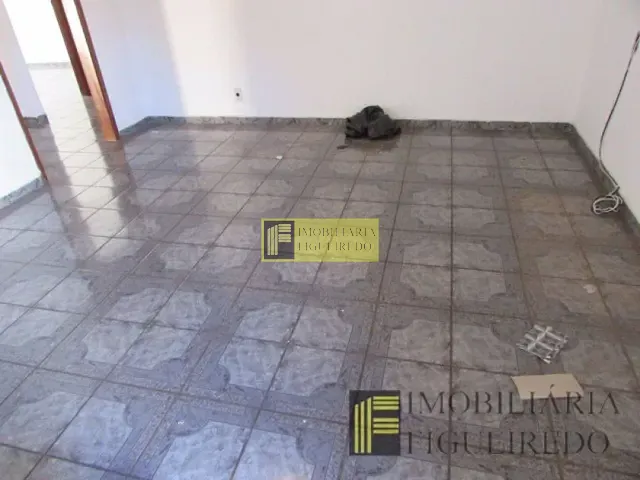 Casa com 60m² 2 quartos e 2 banheiros, para alugar, no bairro Vila São Jorge em São José do Rio Preto