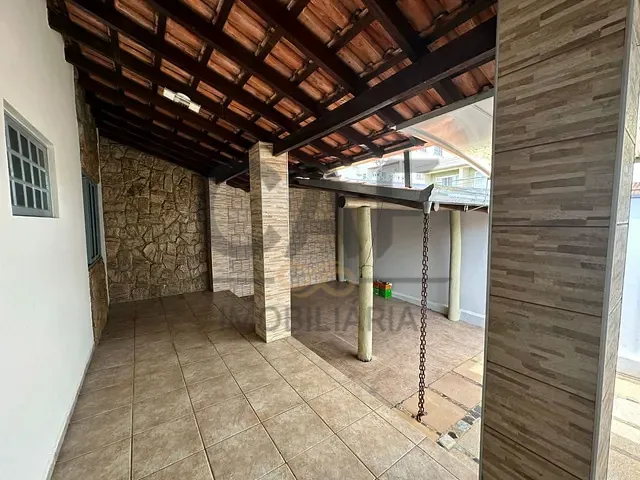 Casa com 276m² 3 quartos e 3 banheiros, à venda, no bairro Mauá II em Jaguariúna
