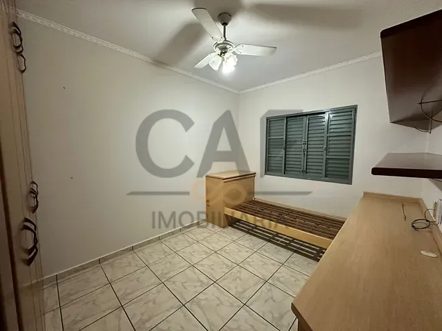 Casa com 276m² 3 quartos e 3 banheiros, à venda, no bairro Mauá II em Jaguariúna