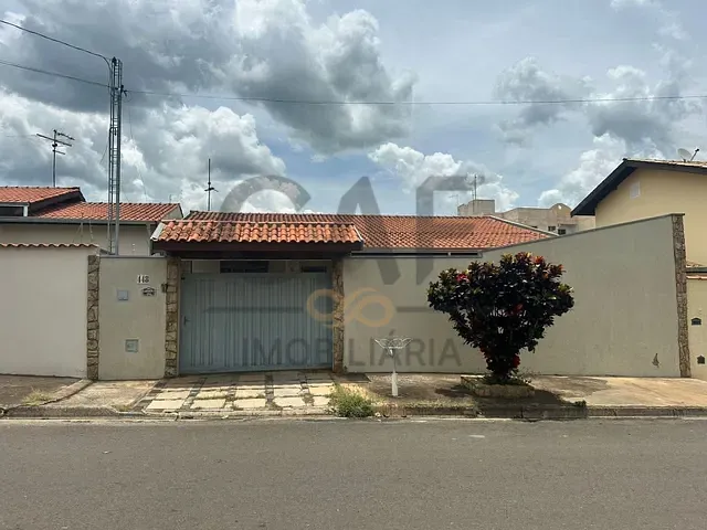 Casa com 276m² 3 quartos e 3 banheiros, à venda, no bairro Mauá II em Jaguariúna