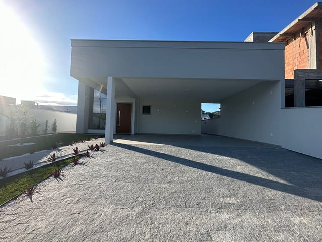 Casa com 360m² 3 quartos e 3 banheiros, à venda, no bairro Sul do Rio em Santo Amaro da Imperatriz