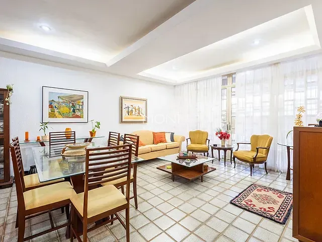 Casa 3 quartos e 4 banheiros, à venda, no bairro Granja do Torto em Brasília
