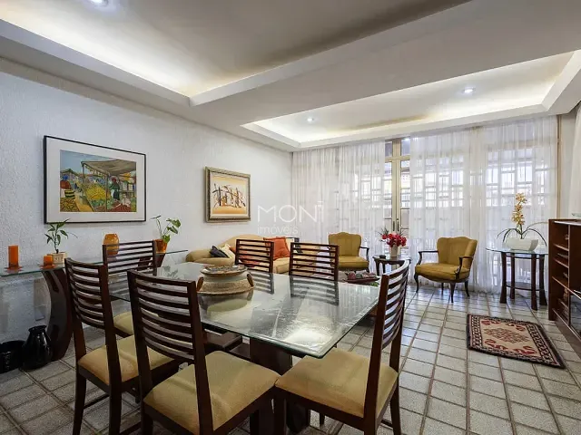 Casa 3 quartos e 4 banheiros, à venda, no bairro Granja do Torto em Brasília