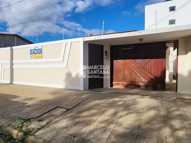 Casa 3 quartos e 1 banheiro, à venda, no bairro Felícia em Vitória da Conquista