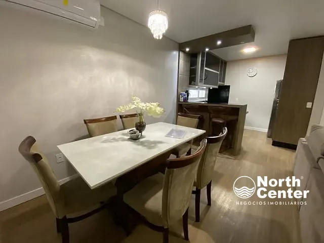 Casa com 243m² 3 quartos e 4 banheiros, à venda, no bairro Centro em Balneário Barra do Sul