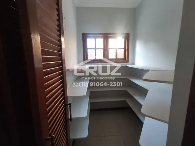 Casa com 268m² 4 quartos e 3 banheiros, à venda, no bairro Nova Caieiras em Caieiras