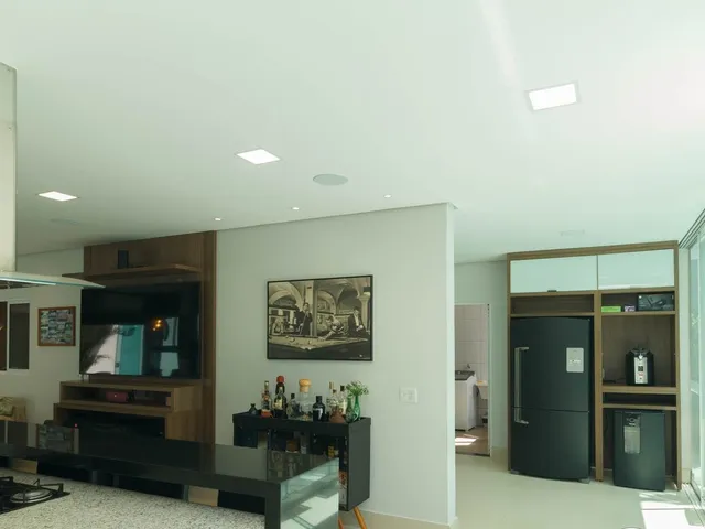 Casa com 396m² 4 quartos e 4 banheiros, à venda, no bairro Terras de Santana em Londrina
