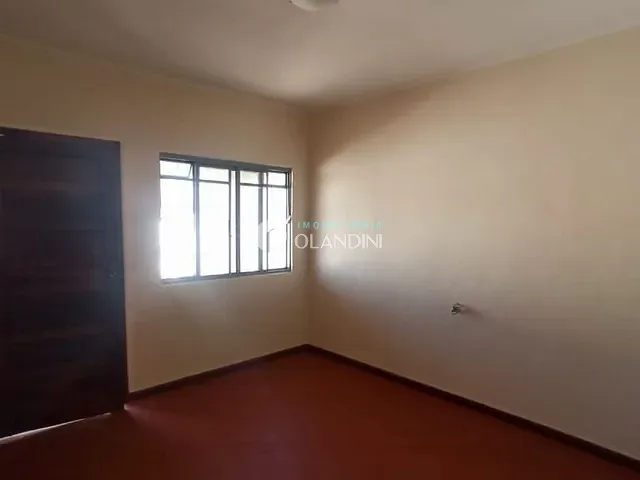 Casa com 335m² 3 quartos e 1 banheiro, para alugar, no bairro Jardim Arrivabene em Artur Nogueira