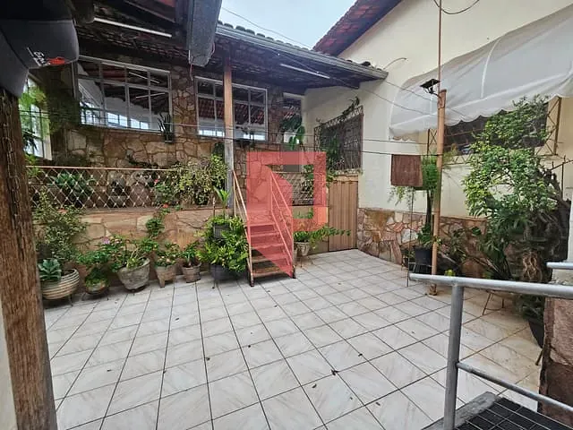 Casa 3 quartos e 5 banheiros, à venda, no bairro Santo André em Belo Horizonte