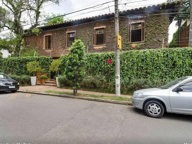 Casa com 624m² 3 quartos e 3 banheiros, à venda ou para alugar, no bairro Cidade Jardim em São Paulo