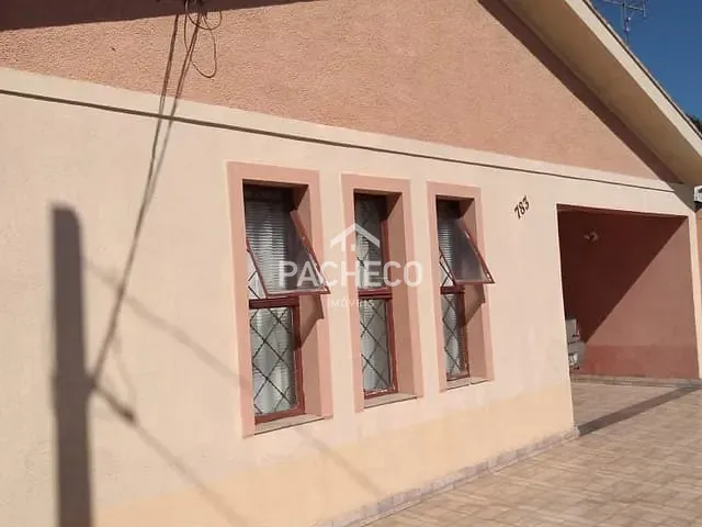 Casa com 300m² 3 quartos e 1 banheiro, à venda, no bairro Jardim Esmeralda em Santa Bárbara d'Oeste