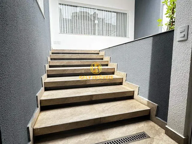Casa com 255m² 3 quartos e 4 banheiros, à venda, no bairro Santa Paula em São Caetano do Sul
