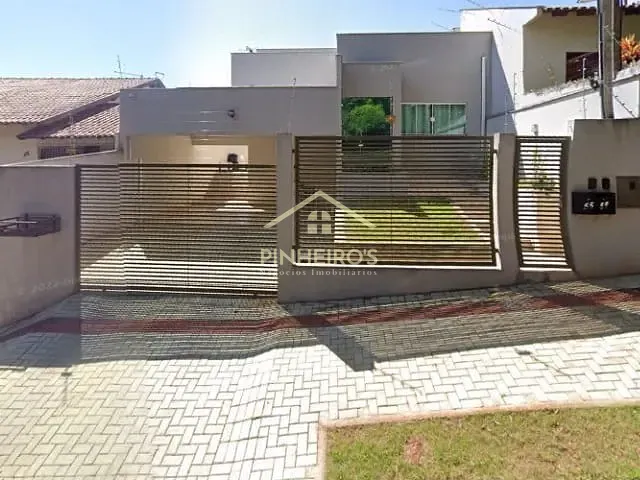 Casa com 250m² 3 quartos e 1 banheiro, à venda, no bairro Jardim Alvorada em Cambé