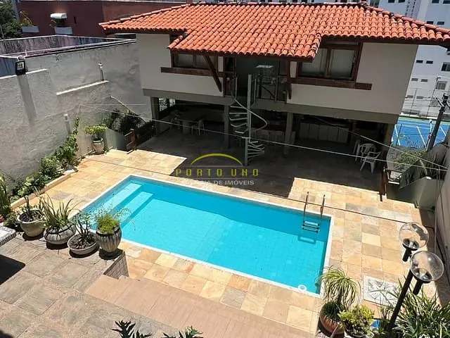 Casa com 513m² 5 quartos e 6 banheiros, à venda, no bairro Itaigara em Salvador