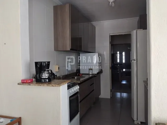 Casa com 350m² 3 quartos e 2 banheiros, à venda, no bairro Centro em Pelotas