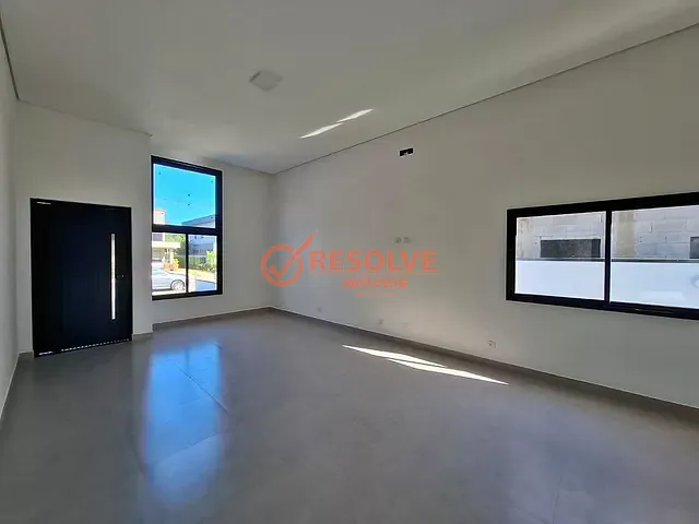 Casa com 647m² 3 quartos e 5 banheiros, à venda, no bairro Bellard em Guararema