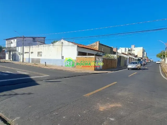 Casa com 398m² 6 quartos e 3 banheiros, à venda, no bairro Ilhotas em Teresina