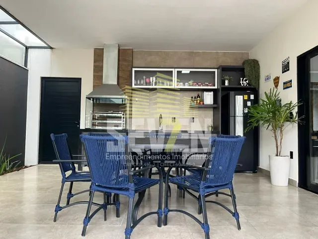 Casa com 360m² 3 quartos e 2 banheiros, à venda, no bairro Jardim Vitória em Bauru