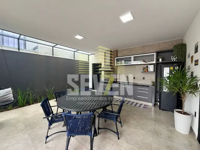 Casa com 360m² 3 quartos e 2 banheiros, à venda, no bairro Jardim Vitória em Bauru