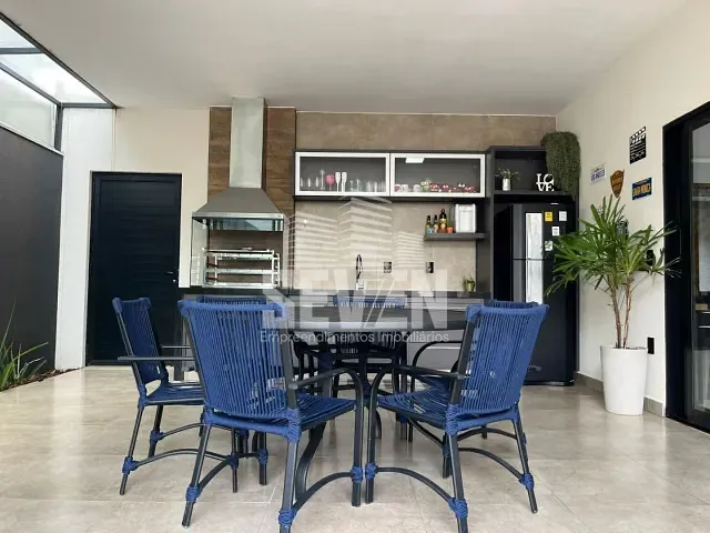 Casa com 360m² 3 quartos e 2 banheiros, à venda, no bairro Jardim Vitória em Bauru
