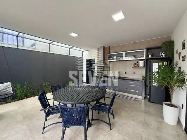 Casa com 360m² 3 quartos e 2 banheiros, à venda, no bairro Jardim Vitória em Bauru