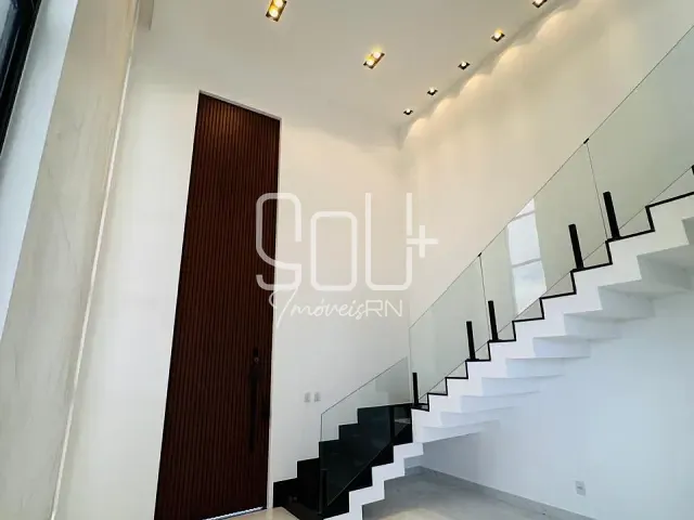 Casa com 240m² 3 quartos e 4 banheiros, à venda, no bairro Cajupiranga em Parnamirim
