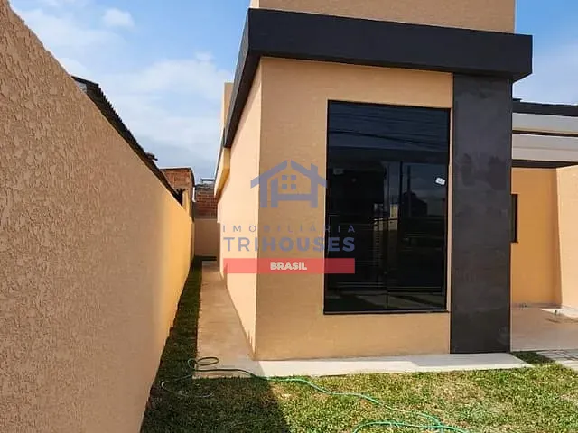 Casa 3 quartos e 2 banheiros, à venda, no bairro Ipê em São José dos Pinhais