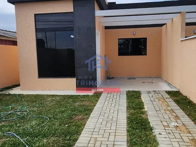 Casa 3 quartos e 2 banheiros, à venda, no bairro Ipê em São José dos Pinhais