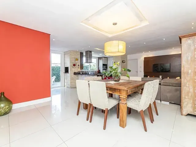 Casa com 197m² 3 quartos e 3 banheiros, à venda, no bairro Tingui em Curitiba