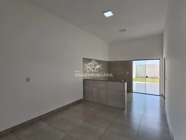 Casa com 300m² 2 quartos e 1 banheiro, à venda, no bairro Residencial Santa Catarina em Sinop