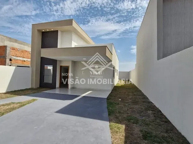Casa com 300m² 2 quartos e 1 banheiro, à venda, no bairro Residencial Santa Catarina em Sinop