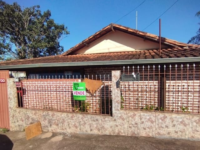 Casa com 200m² 2 quartos e 1 banheiro, à venda, no bairro A Definir em Cambuí