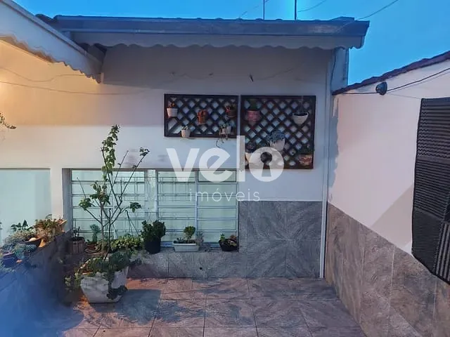 Casa com 250m² 3 quartos e 2 banheiros, à venda, no bairro Jardim Sonia Maria em Taubaté