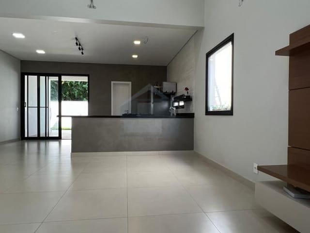 Casa com 308m² 3 quartos e 3 banheiros, à venda, no bairro Colinas de Indaiatuba em Indaiatuba